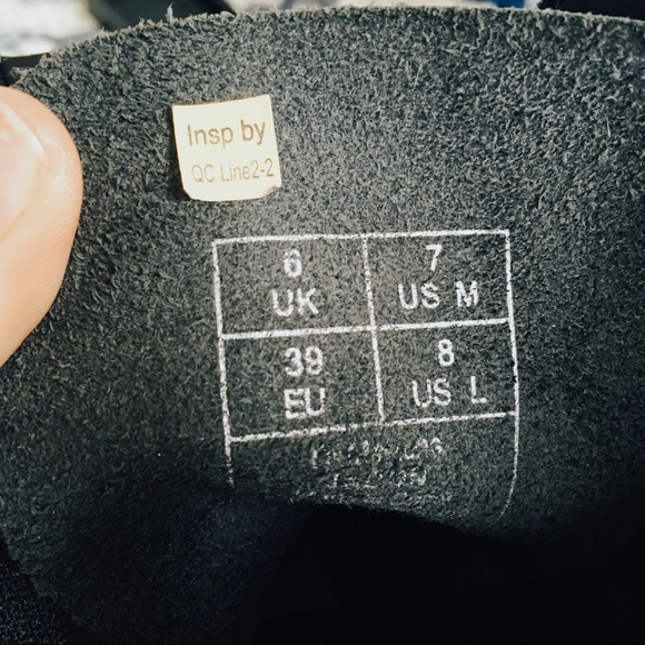 🥀Dr. Martin Jadon Boots 🥀 - Picture 4 of 4